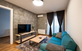Apartment Cloud 7